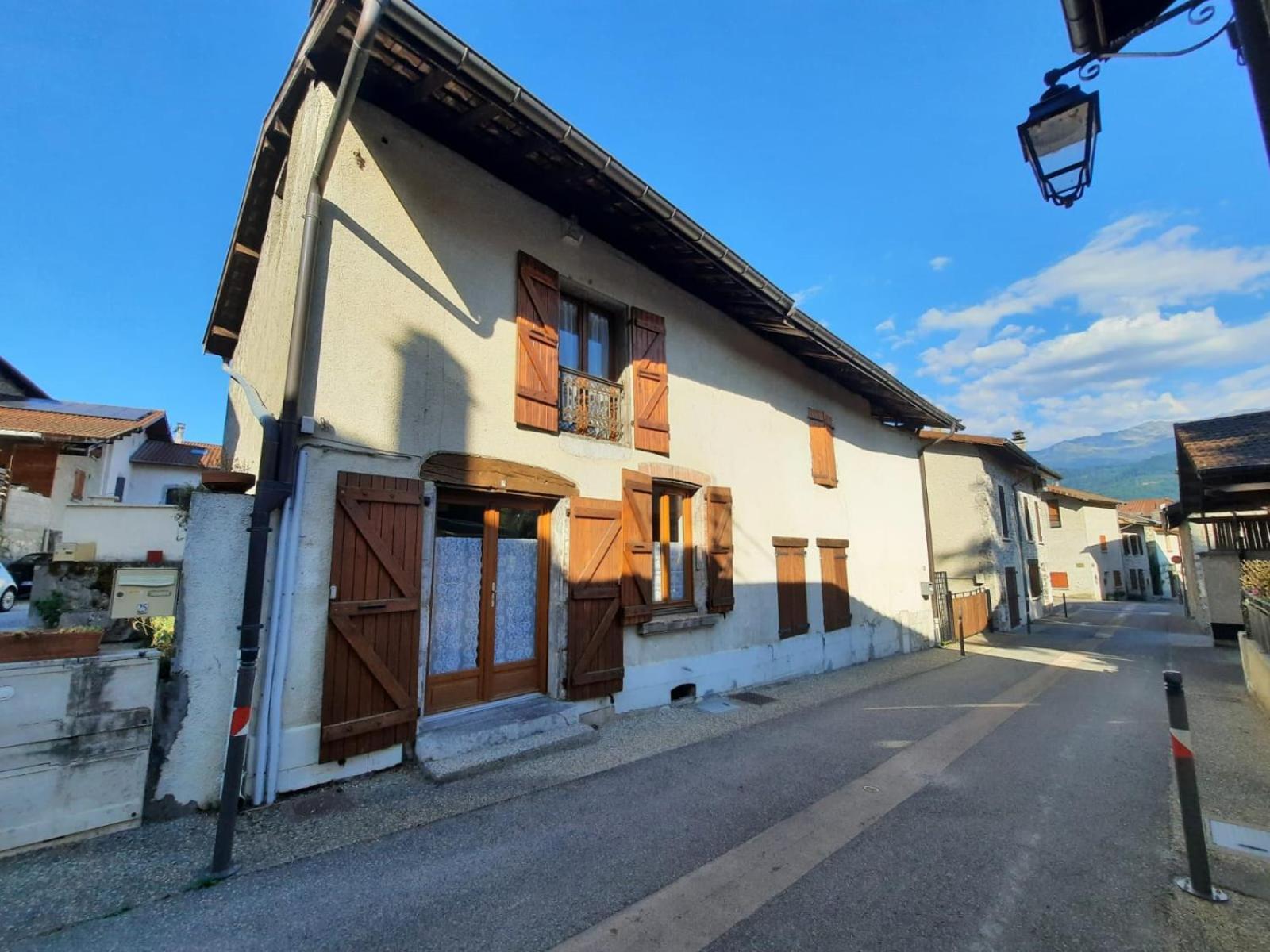Maison De Village Au Pied De La Montagne Lumbin Exterior photo